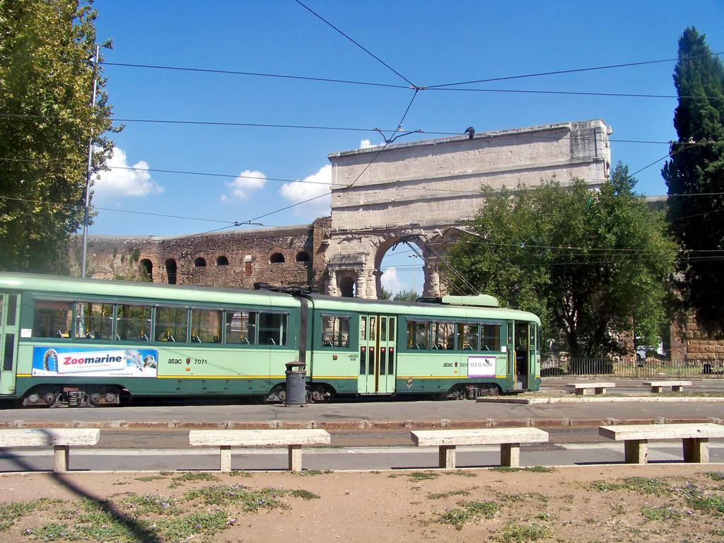 Alojamento de Acomodação e Pequeno-almoço Domus Sessoriana Roma