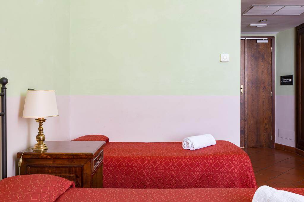 Domus Sessoriana Bed & Breakfast Roma
