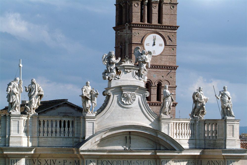 Bed & Breakfast Domus Sessoriana Roma